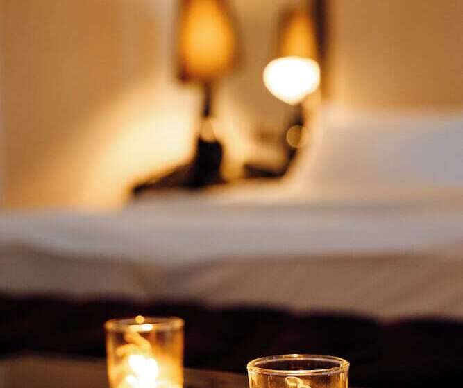 חדר סופריור עם מרפסת, Senator