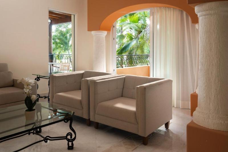 חדר סטנדרט, Senator