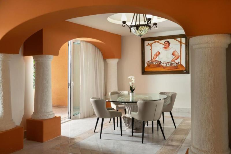 חדר סטנדרט, Senator