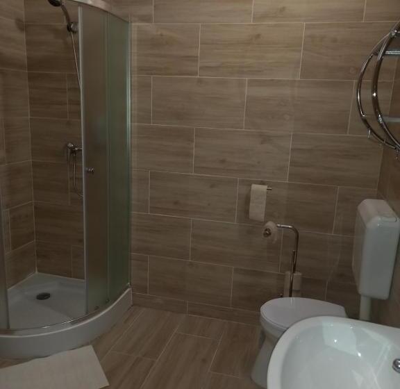 شقة غرفة واحدة, öreg Tó Youth Hostel