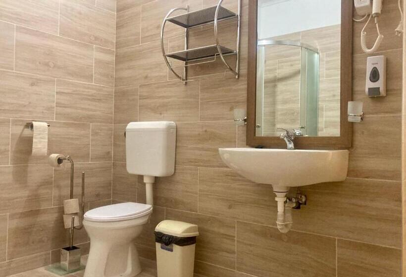 شقة غرفة واحدة, öreg Tó Youth Hostel