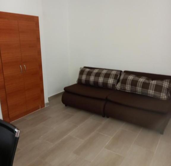 شقة غرفة واحدة, öreg Tó Youth Hostel