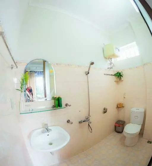 اتاق خانوادگی, Rubis Hostel
