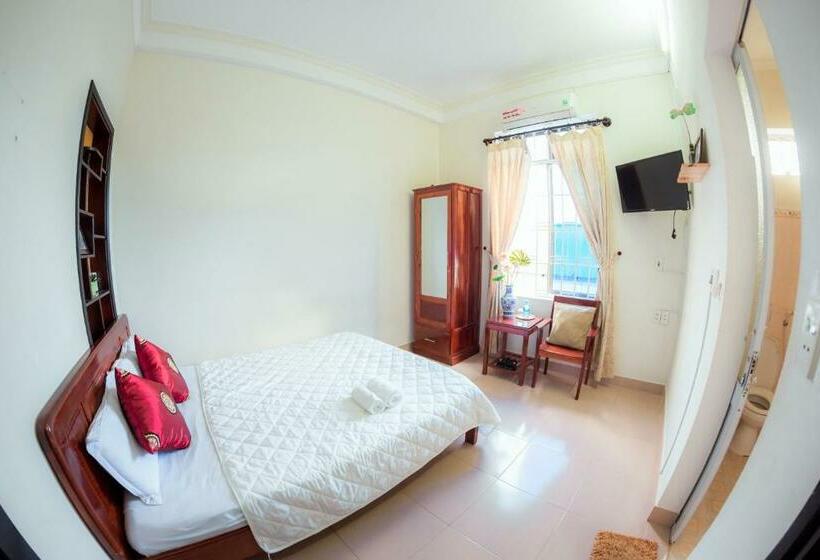 اتاق اکونومی, Rubis Hostel