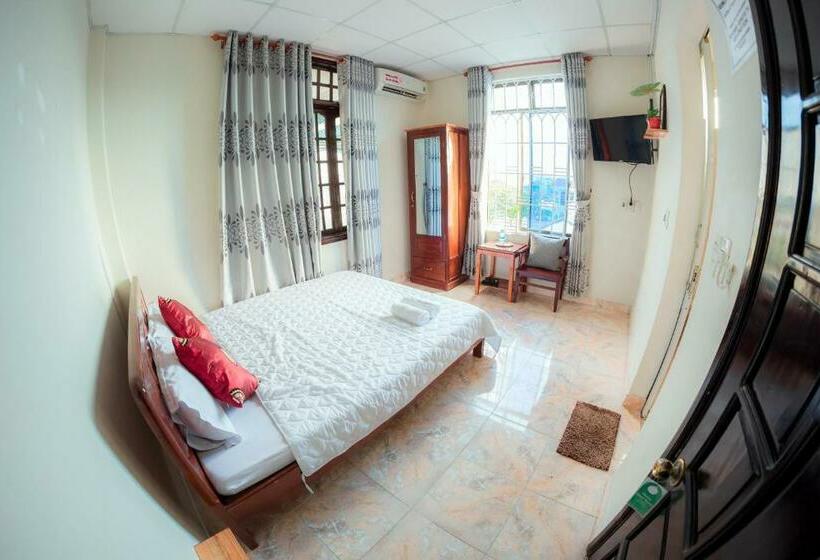 اتاق اکونومی, Rubis Hostel