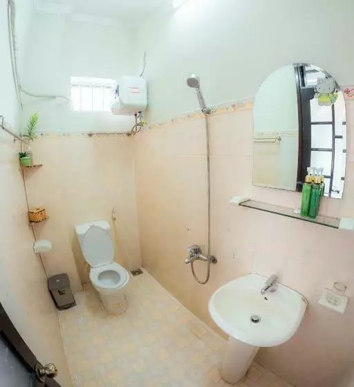 اتاق خانوادگی, Rubis Hostel