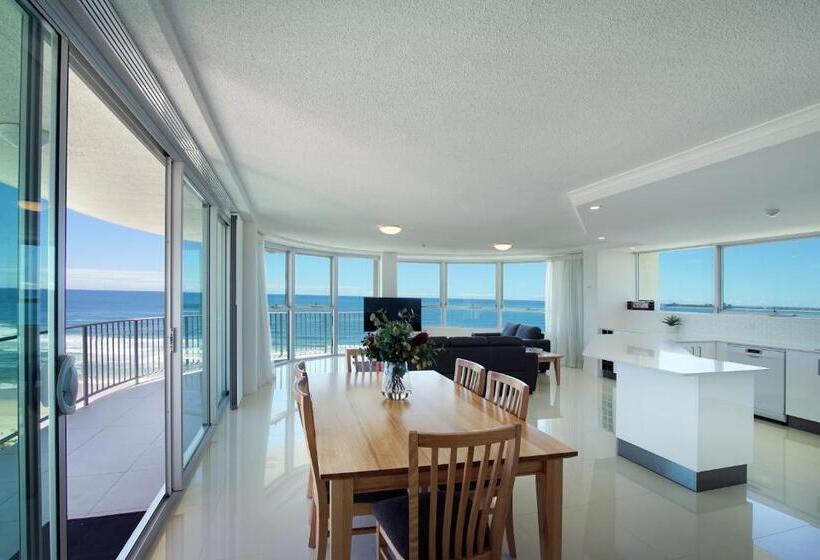1 Bedroom Penthouse Apartment, Chateau Royale Beach Resort Maroochydore