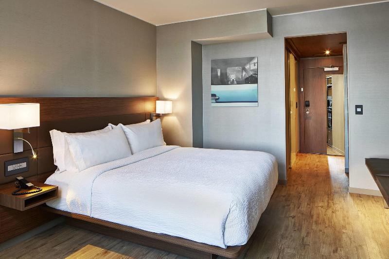 غرفة قياسية سرير كينج, Ac Hotel By Marriott Portland Downtown, Or