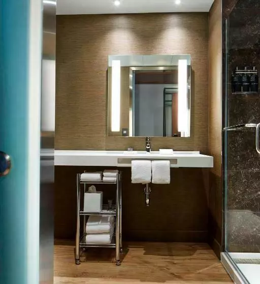 Standard-huone King-vuode, Ac Hotel By Marriott Portland Downtown, Or