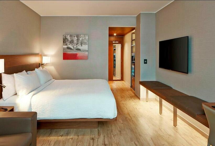 غرفة قياسية سرير كينج, Ac Hotel By Marriott Portland Downtown, Or