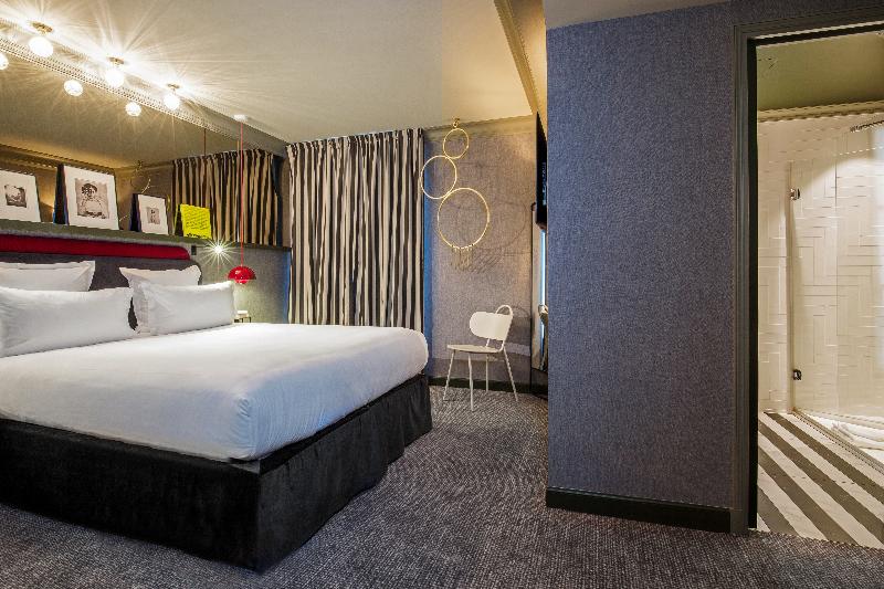 スーペリアールーム, Bob