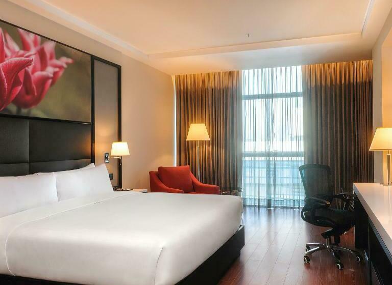 주니어 스위트, Hilton Garden Inn Lima Surco, Peru