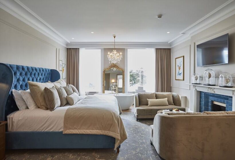 סוויטת ג'וניור, Lympstone Manor Hotel Restaurant & Vineyard   Relais & Chateaux