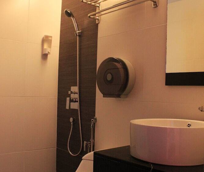 اتاق لوکس, Time Hotel Kuchai Lama