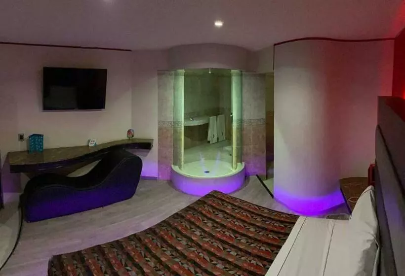 スイート, Motel Fronorte   Adults Only