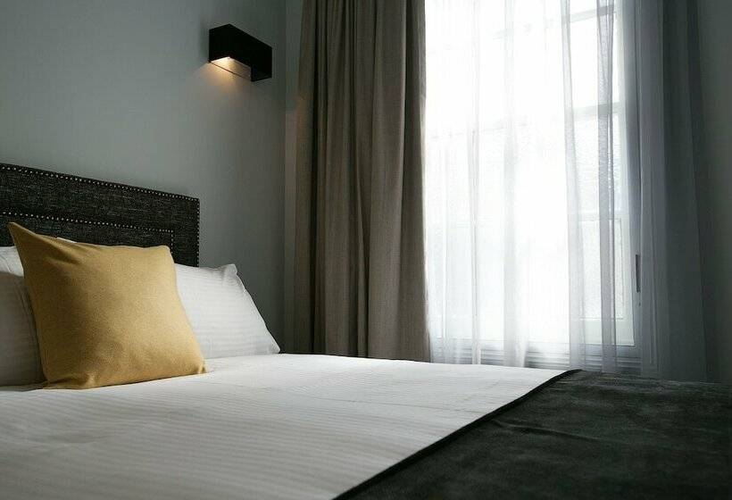 Люкс с Террасой, The Lucky