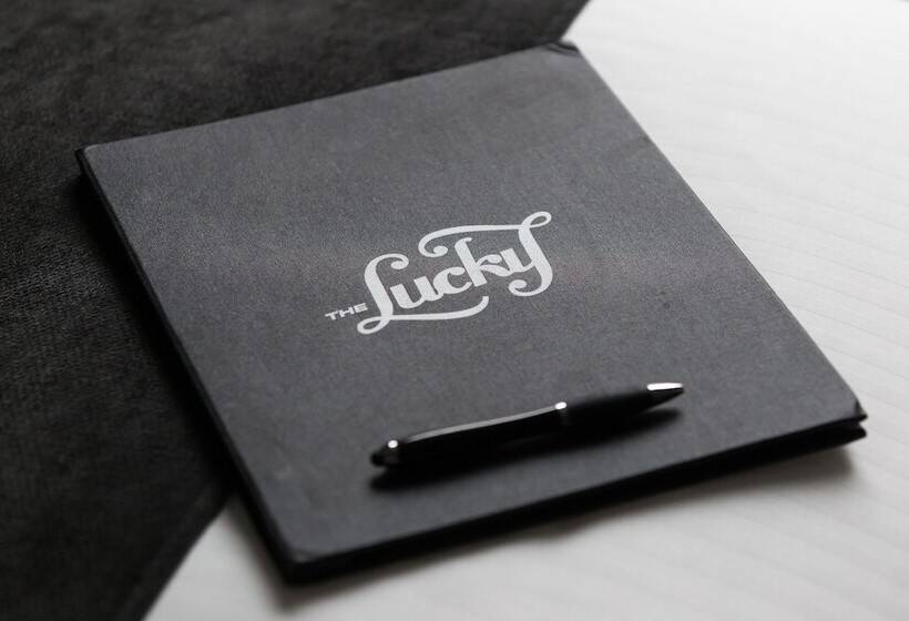 Люкс с Террасой, The Lucky