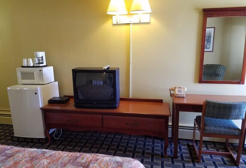 Номер Стандарт, Travelodge By Wyndham Evanston