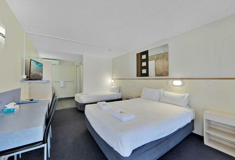 חדר סטנדרט, Oscar Motel