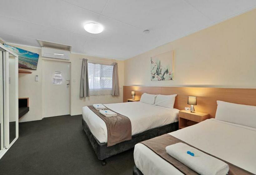 חדר סופריור, Oscar Motel