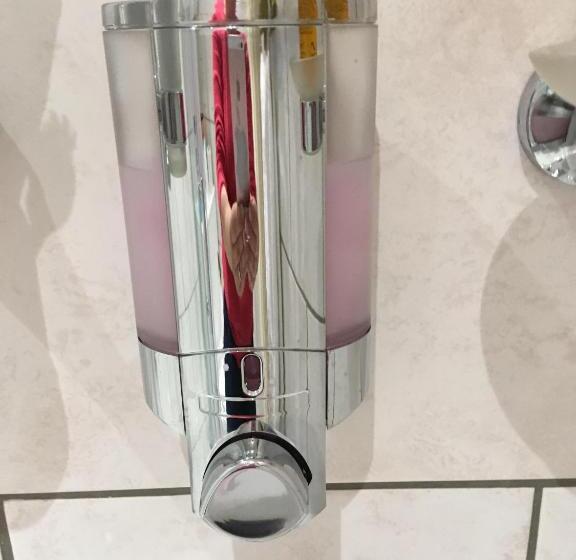 スタンダード４人部屋, California Guest House