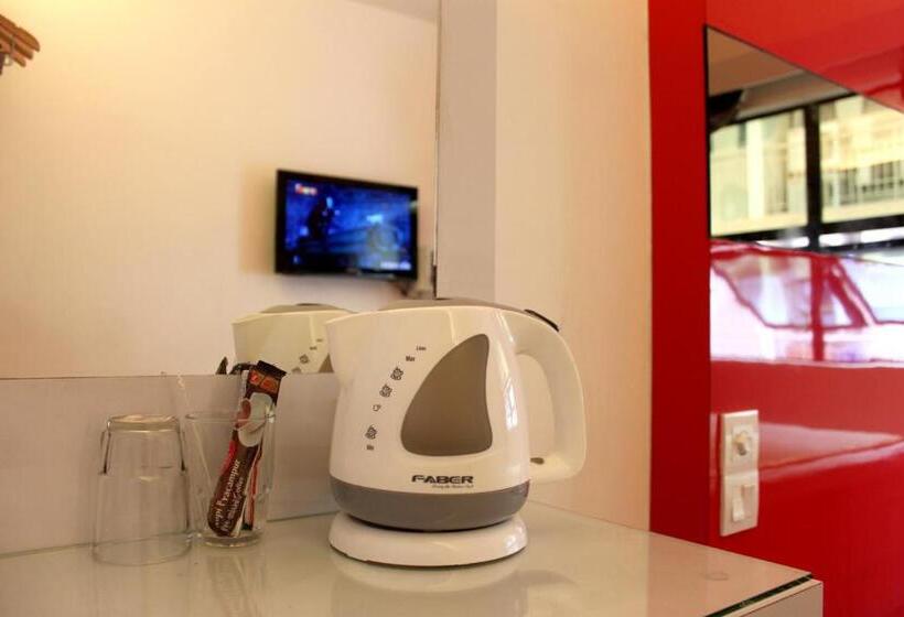 اتاق لوکس, Time Hotel Kuchai Lama