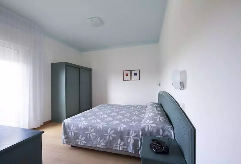 ２ベッドルームアパートメント, Aparthotel La Pineta