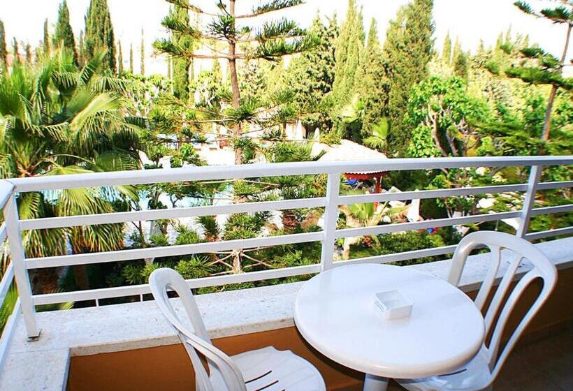 Апартаменты 2 Спальни с Балконом, Apollonia Hotel Apartments