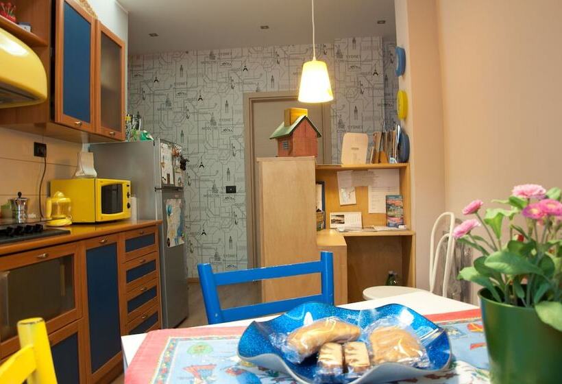 غرفة قياسية رباعية, B&b Miro Centro Catania