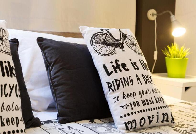 غرفة قياسية رباعية, B&b Miro Centro Catania