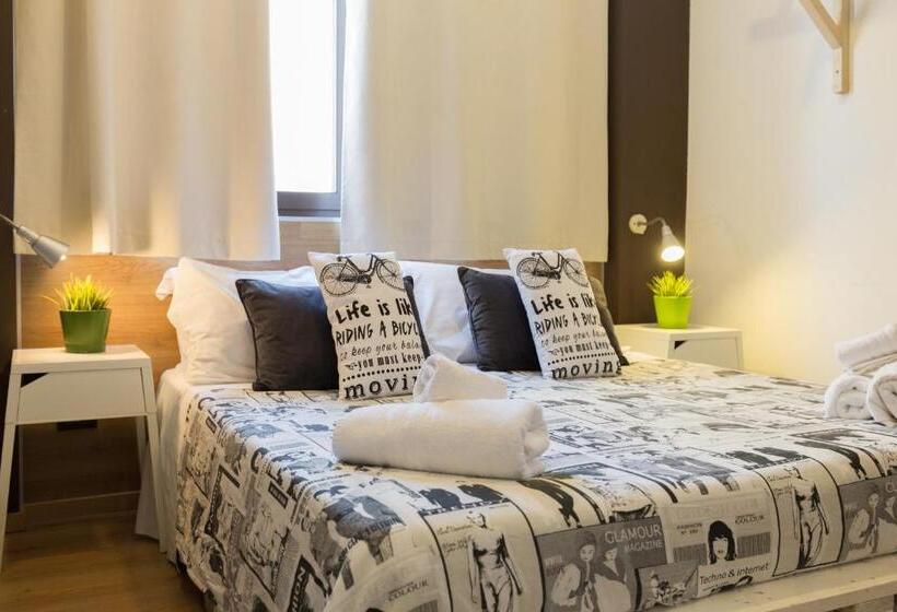 غرفة قياسية رباعية, B&b Miro Centro Catania