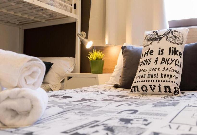 غرفة قياسية رباعية, B&b Miro Centro Catania