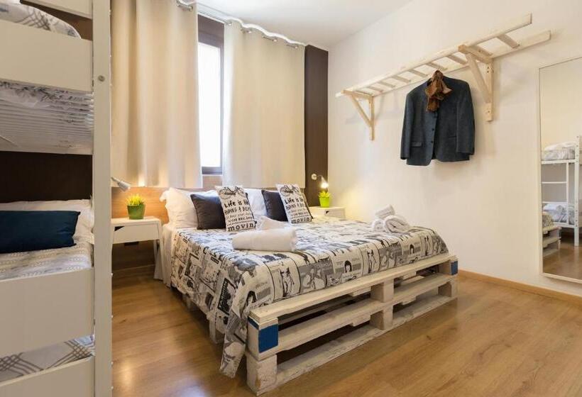غرفة قياسية رباعية, B&b Miro Centro Catania
