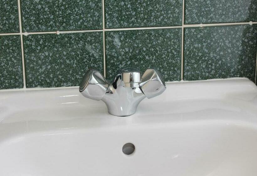 スタンダードシングルルーム, Invernook