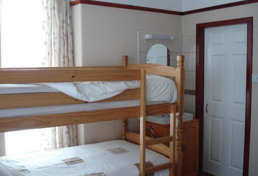 ファミリールーム, Invernook