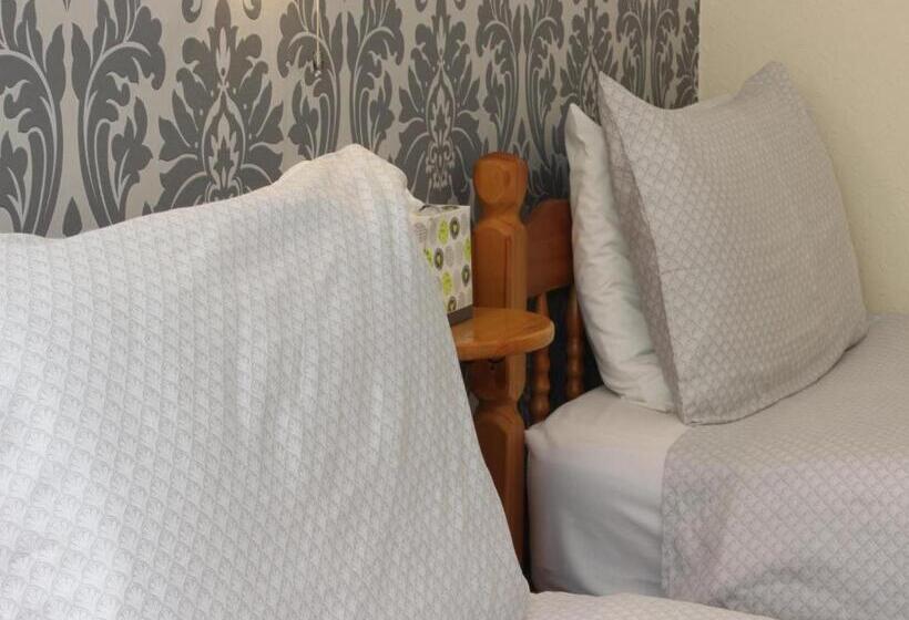 スタンダードルーム, Invernook