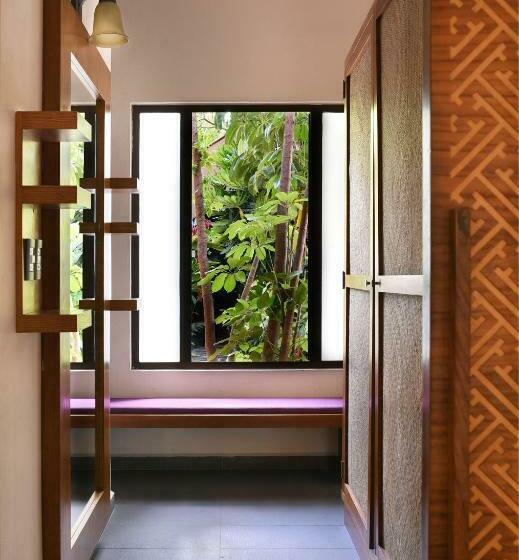 스위트 킹사이즈 침대, Soul Spring Sanctuary