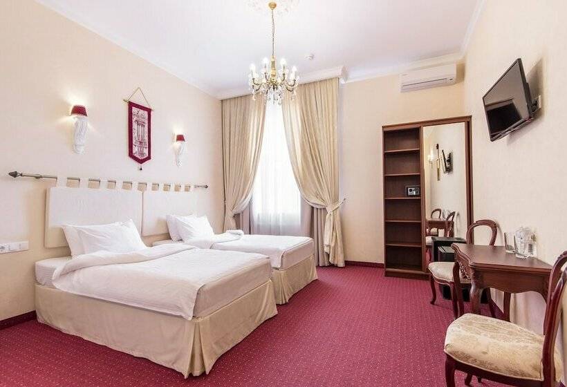 اتاق راحتی, Bristol