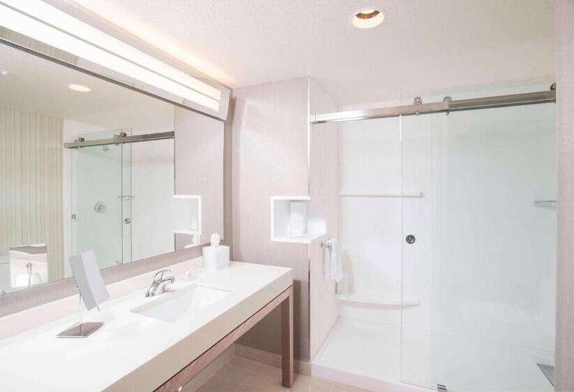 غرفة قياسية سرير كينج, Courtyard By Marriott Redwood City