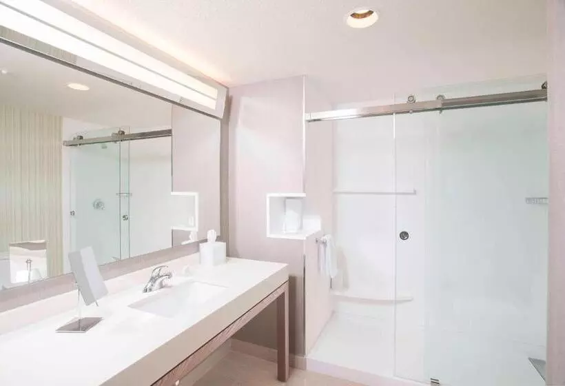 Standard-huone King-vuode, Courtyard By Marriott Redwood City