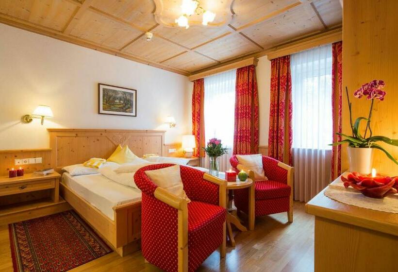 Номер Стандарт, Dolomites Wellness Hotel Savoy