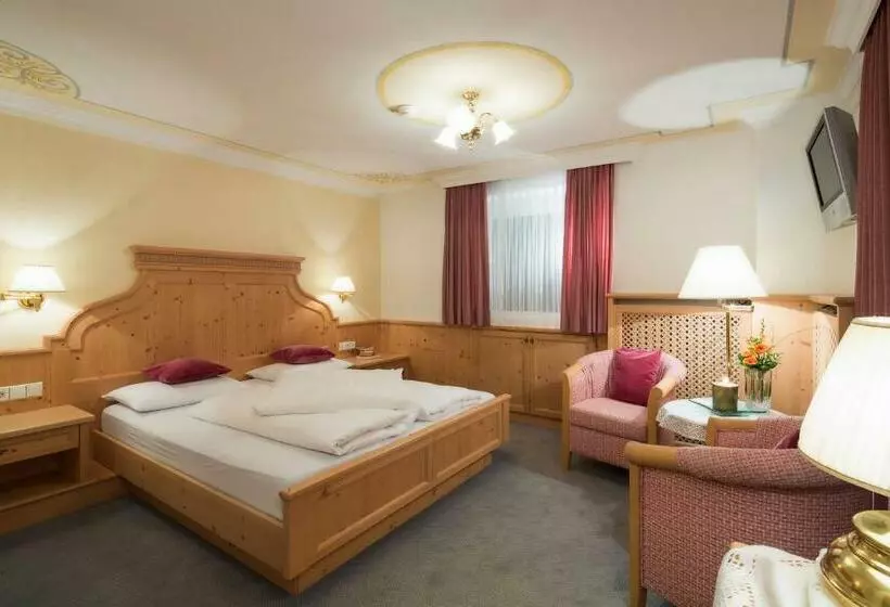 Standard-huone, Dolomites Wellness Hotel Savoy