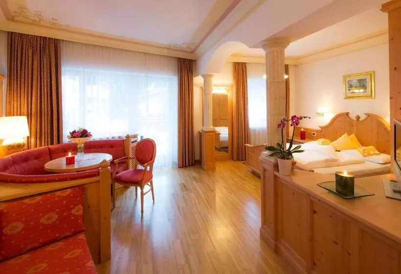 Juniorsviitti, Dolomites Wellness Hotel Savoy