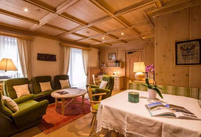 Superior-sviitti, Dolomites Wellness Hotel Savoy