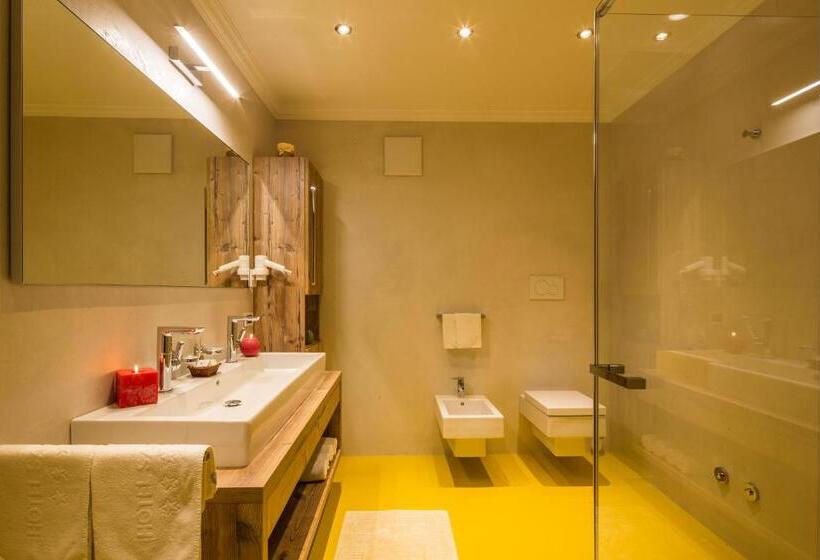 غرفة سوبيريور, Dolomites Wellness Hotel Savoy