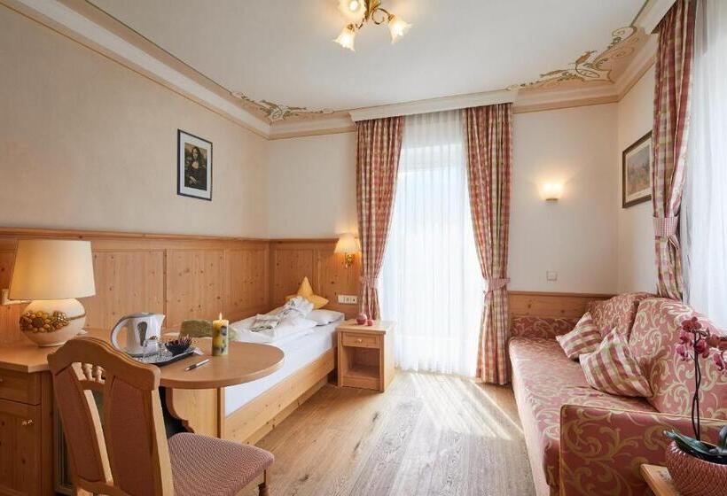 غرفة سوبيريور فردية, Dolomites Wellness Hotel Savoy