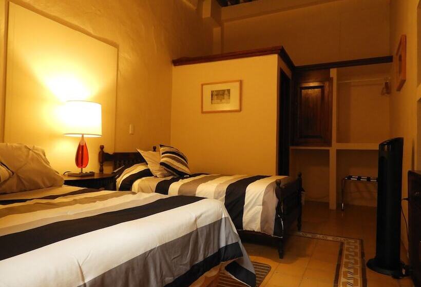 اتاق استاندارد, El Viejo Zaguan By Lunian