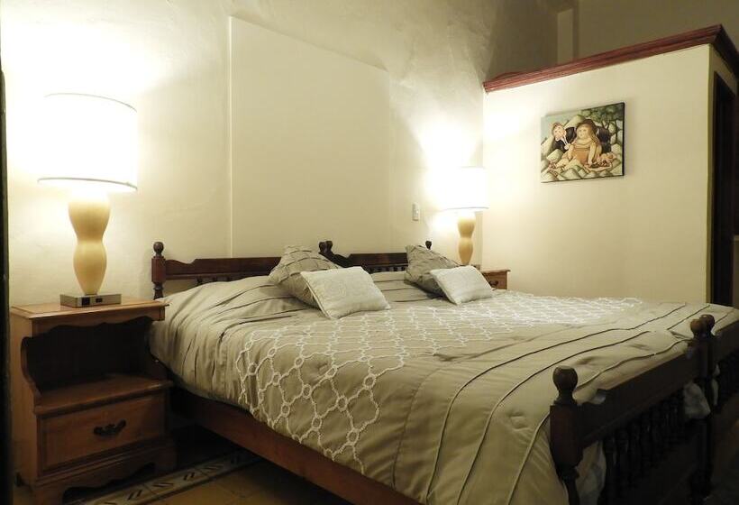 اتاق استاندارد, El Viejo Zaguan By Lunian