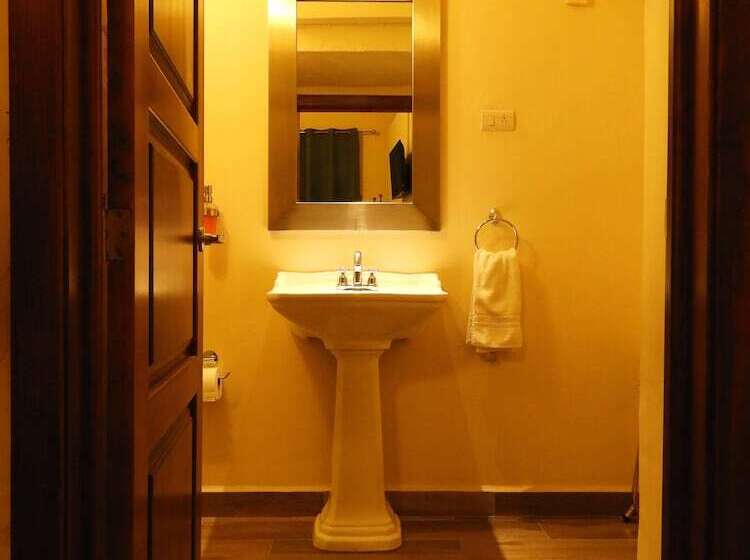 اتاق استاندارد, El Viejo Zaguan By Lunian