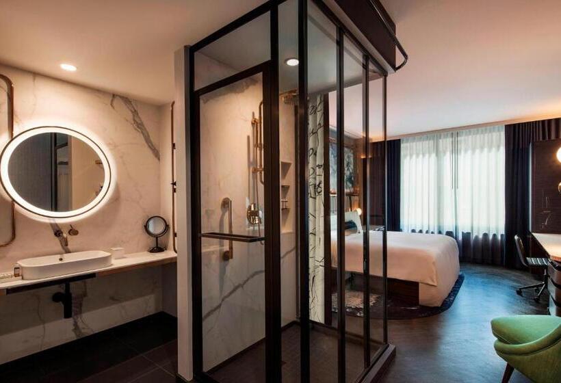 غرفة قياسية مطلة على المدينة, Emc2, Autograph Collection